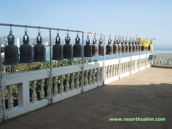 Khao Takiab Temple Hua Hin (Monkey Mountain)